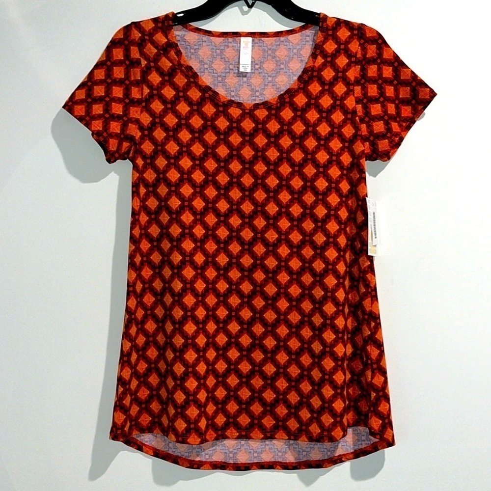 Lularoe classic tee top. Size XXS. NWT.